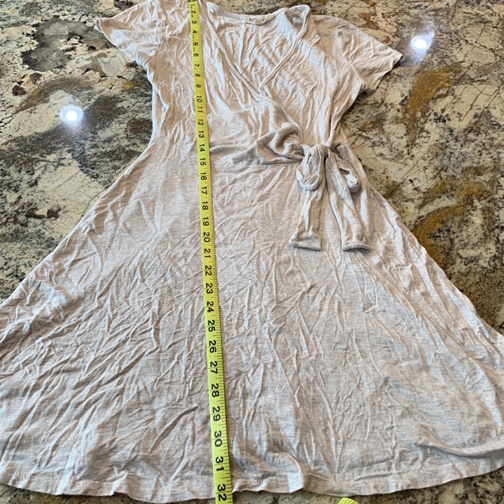 Dress - Picture 4 of 5